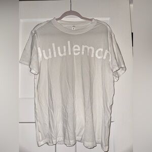 Lululemon tshirt